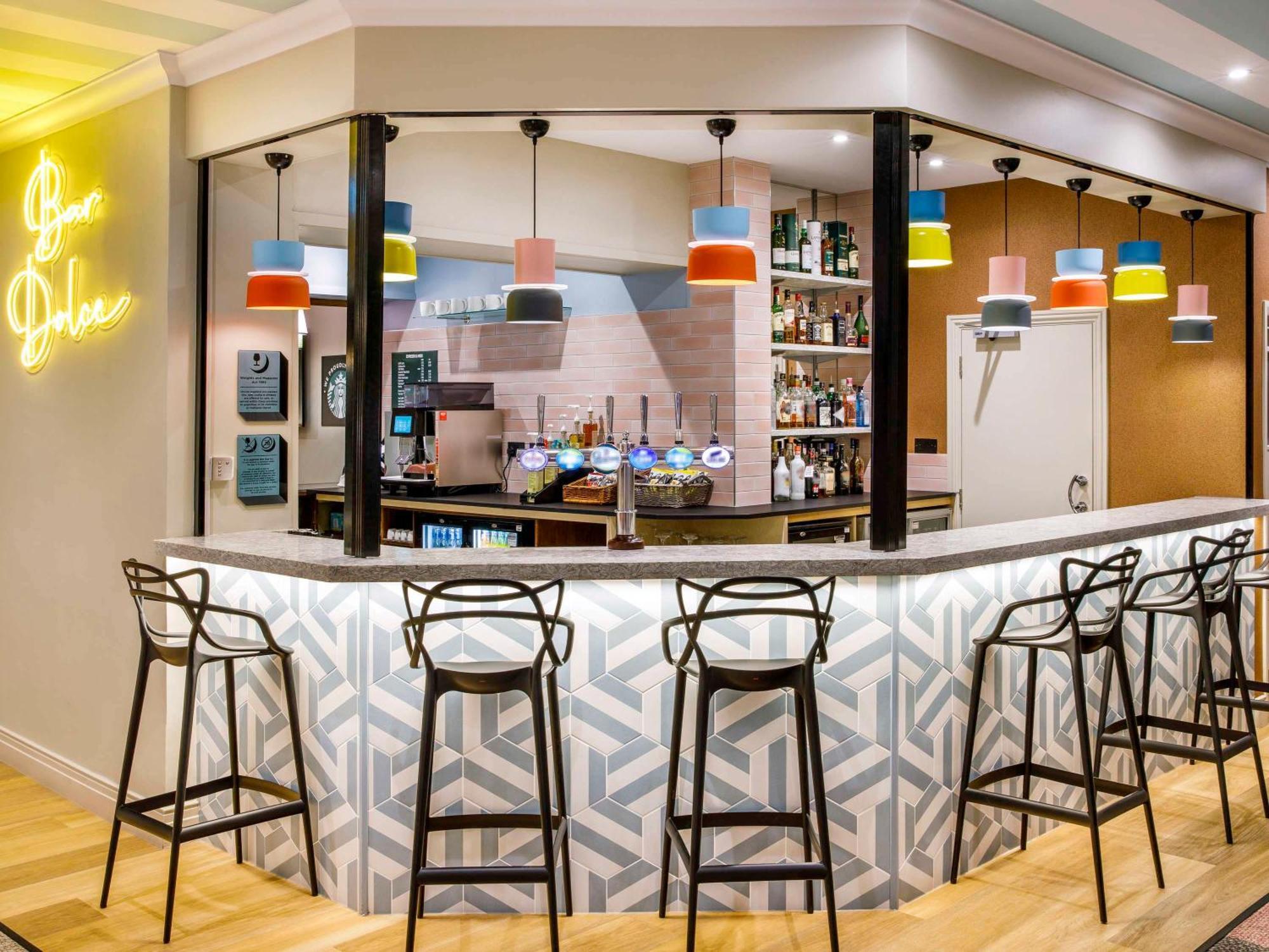 Ibis Styles Bournemouth Hotel Bagian luar foto