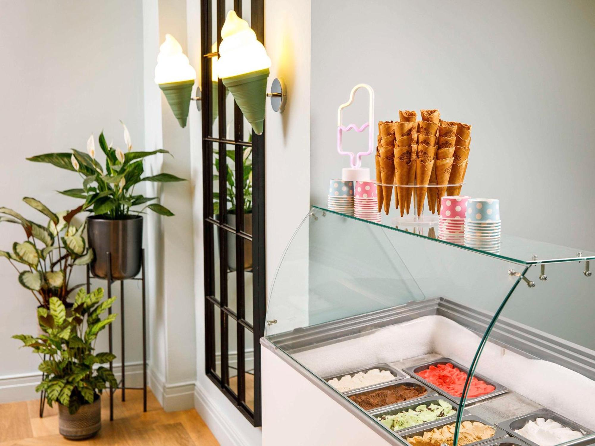 Ibis Styles Bournemouth Hotel Bagian luar foto
